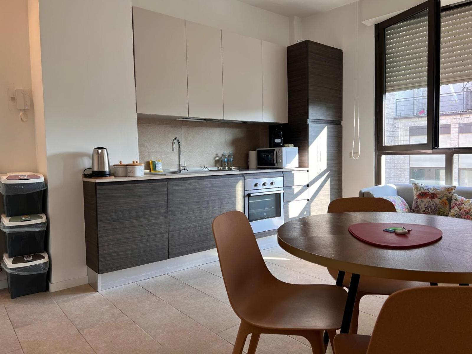 Apartment Kibilu - Via Pompeo Mariani Mailand